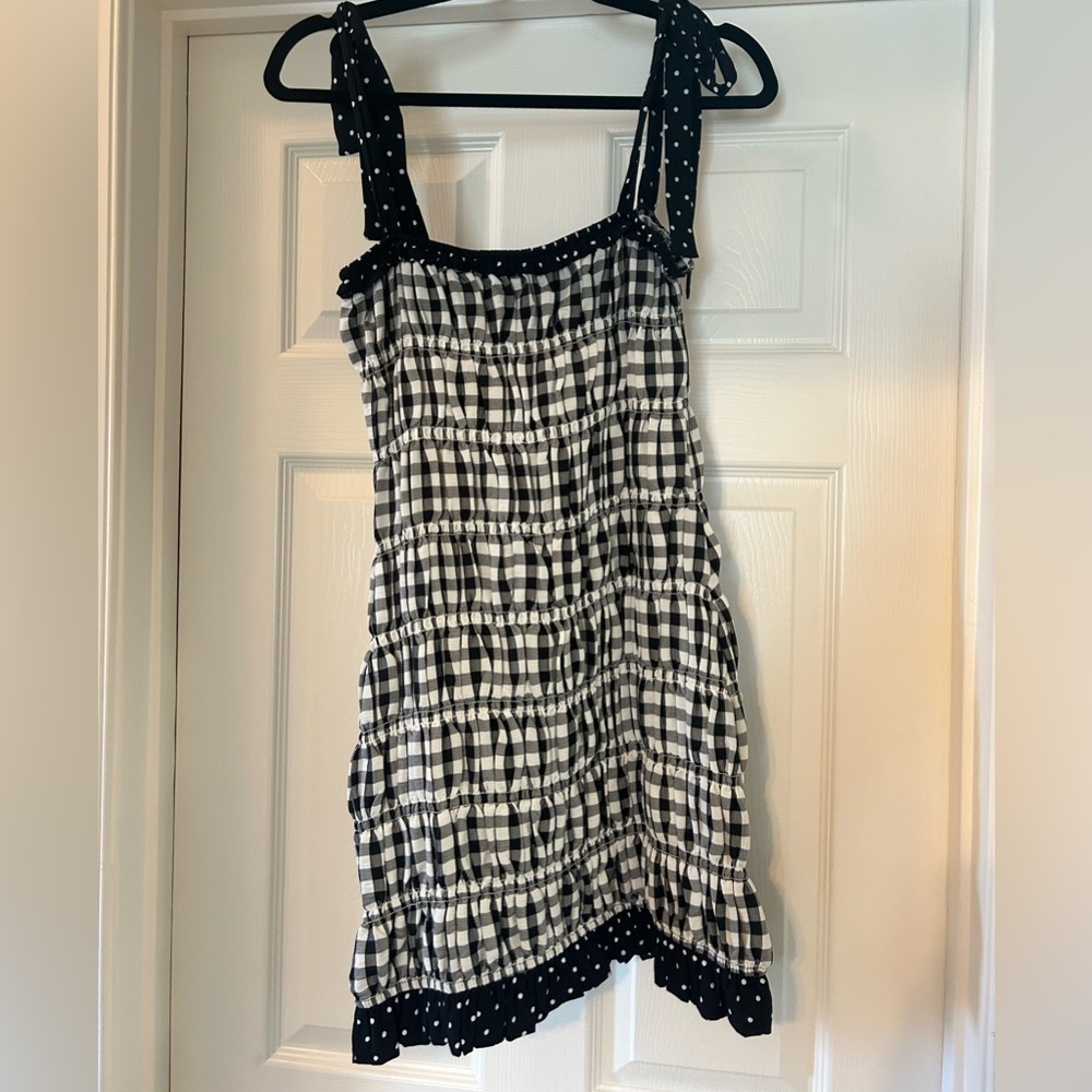 Stories Black and White Scrunch Dress
